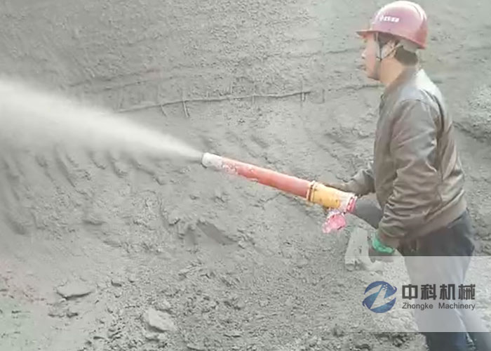 液壓泵送式濕噴機(jī)施工視頻